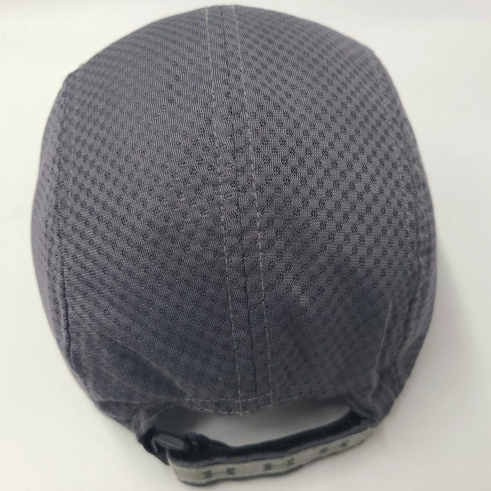 Under Armour Hat Adjustable 4 Panel‎ Gray White Jersey Mesh Performance Running